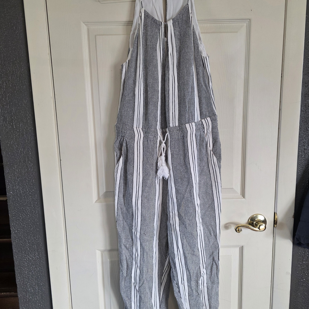 Gray and White Striped Sleeveless Jumpsuit with Tassel Tie
